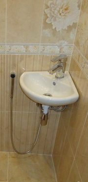 Гигиенический душ для угловых и маленьких раковин
